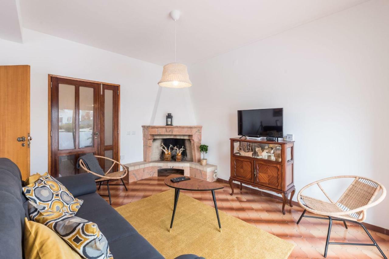 Lovelystay - 3 Bedroom Apartment In Vila Do Bispo Exterior photo