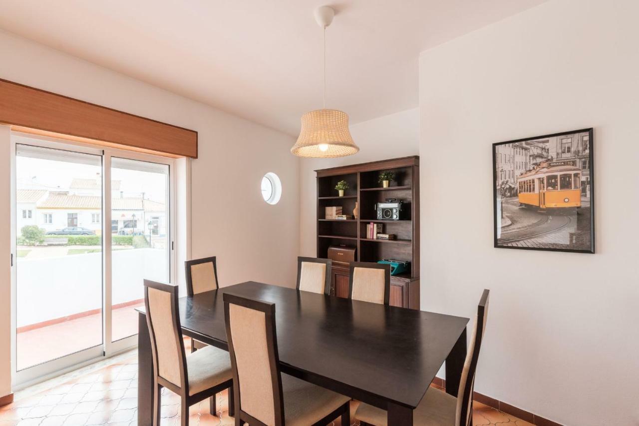 Lovelystay - 3 Bedroom Apartment In Vila Do Bispo Exterior photo